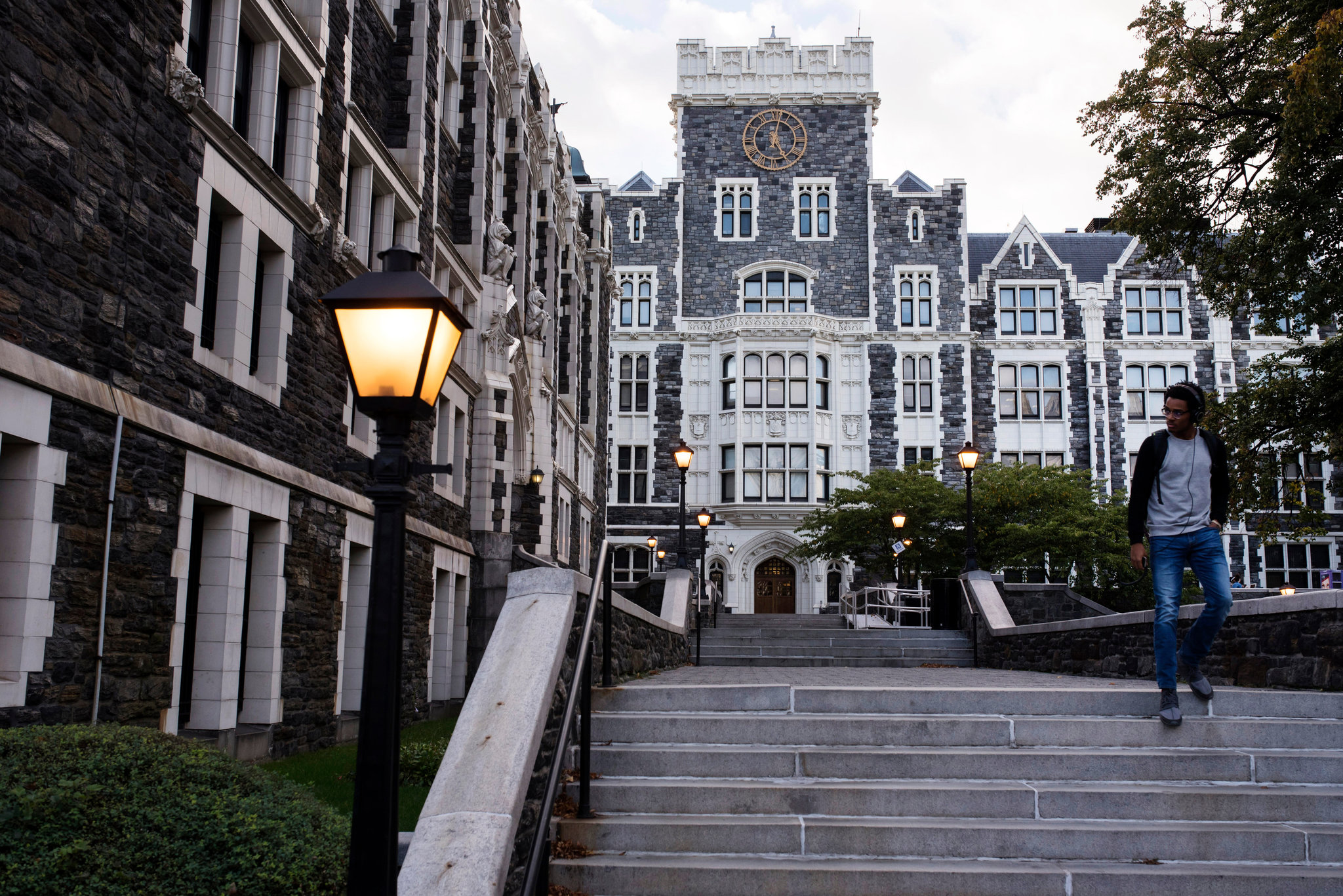 /img/newses/origin/08CITYCOLLEGE1-superJumbo.jpg