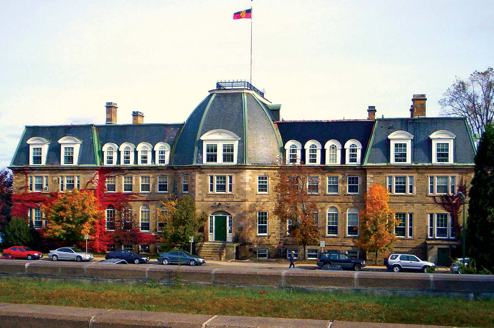 /img/newses/origin/Howard-Douglas-Hall-University-of-New-Brunswick.jpg