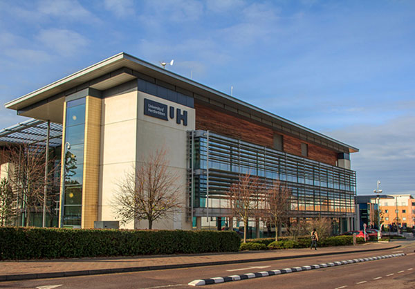 /img/newses/origin/University-of-Hertfordshire-campus.jpg