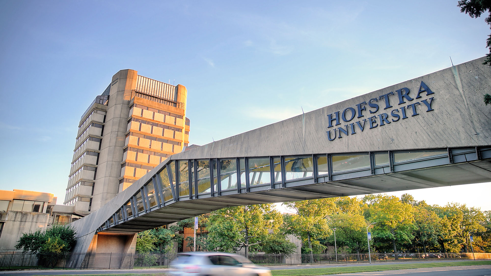 /img/newses/origin/hofstra-bridge.jpg